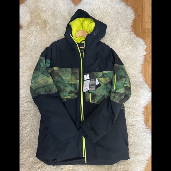 NWT Oakley Geo Camo 3M thinsulate snowboard jacket fluorescent green & black. - Picture 2 of 16